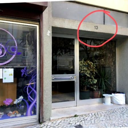 Gaze Out At The City In A Retro-Chic Getaway Lisboa Exteriér fotografie