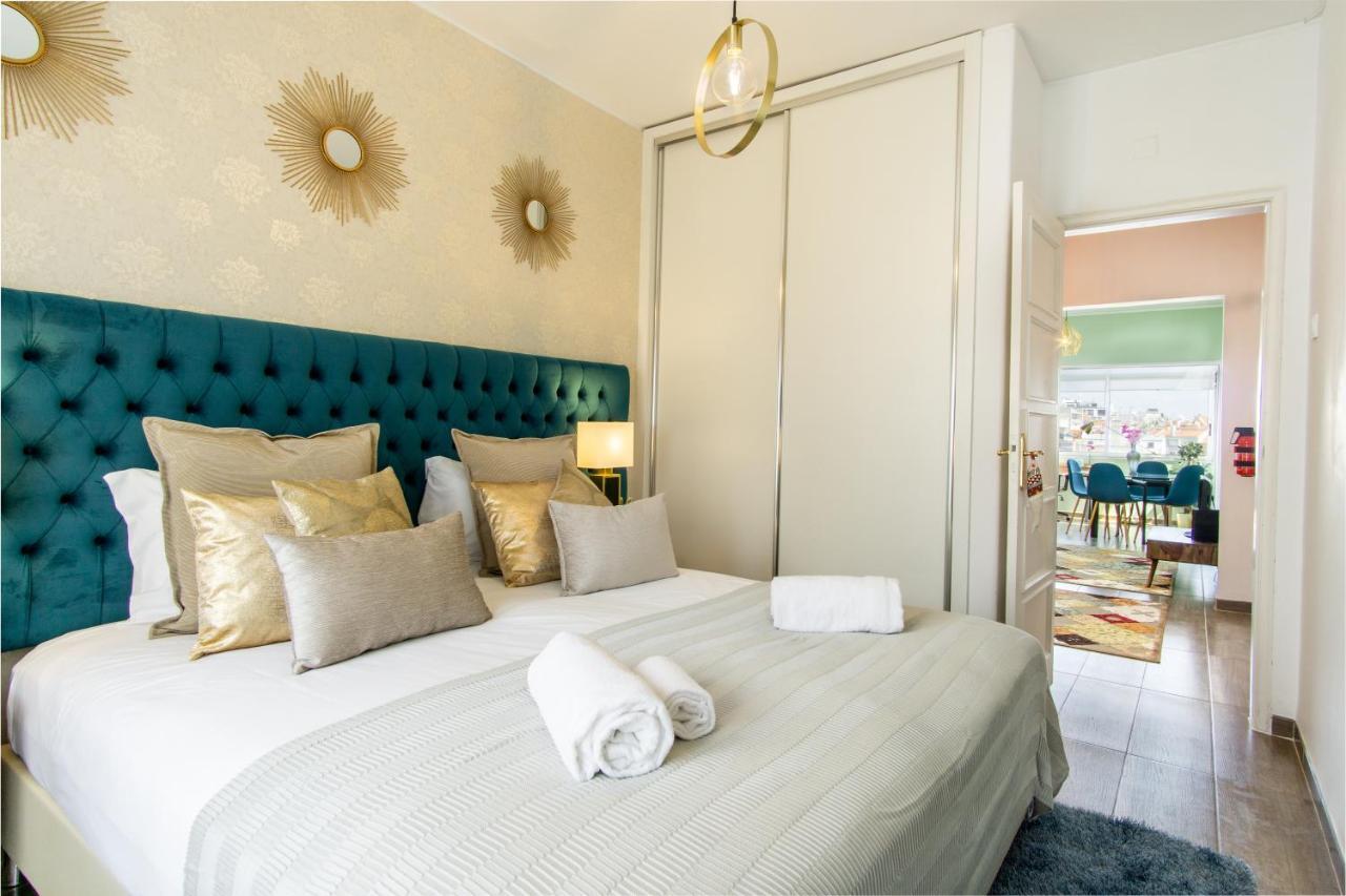 Gaze Out At The City In A Retro-Chic Getaway Lisboa Exteriér fotografie